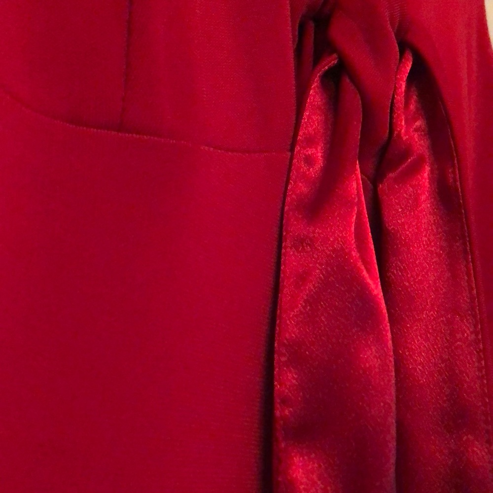 ❤️Deep red long swingy & stretchy dress💃🏻 comfortable and flattering dress - Picture 10 of 11